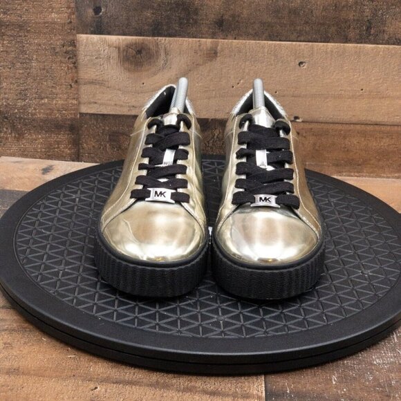 MICHAEL KORS TREVOR LACE UP WOMENS CASUAL SHOES GOLD PATENT LEATHER SIZE 8M - Picture 2 of 9